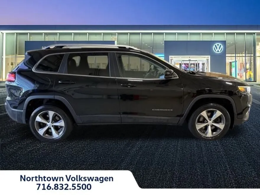 2021 Jeep Cherokee Limited photo 1