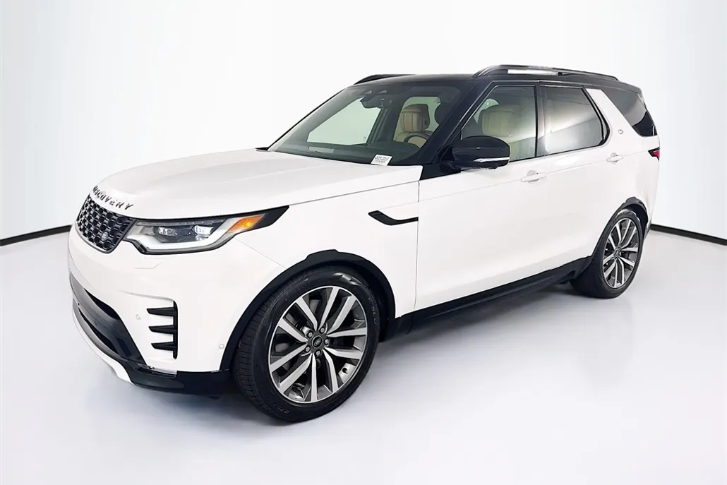 2025 Land Rover Discovery SE photo 1