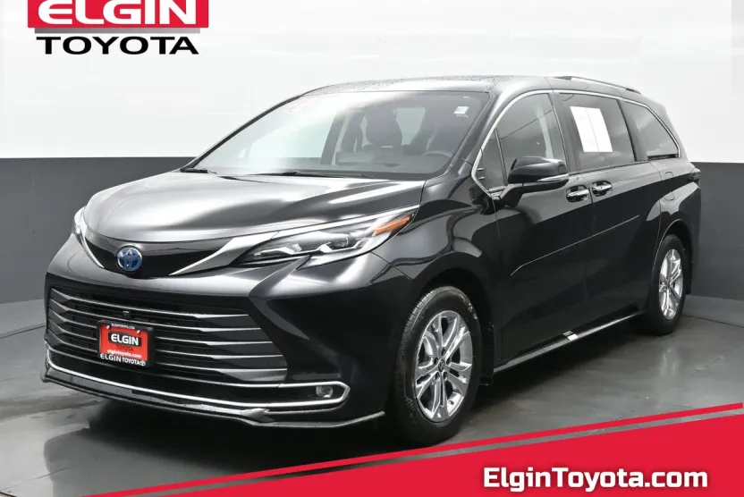 2022 Toyota Sienna Platinum photo 1