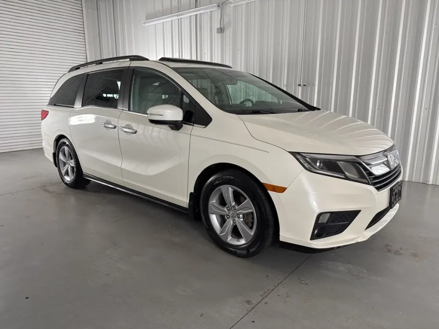 2019 Honda Odyssey EX-L photo 1