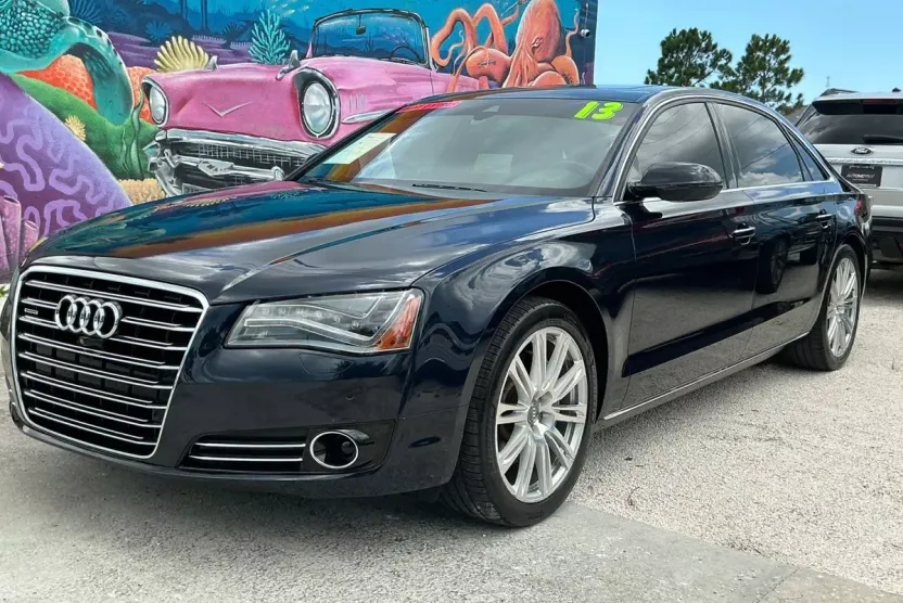 2013 Audi A8 L 3.0T Quattro photo 1