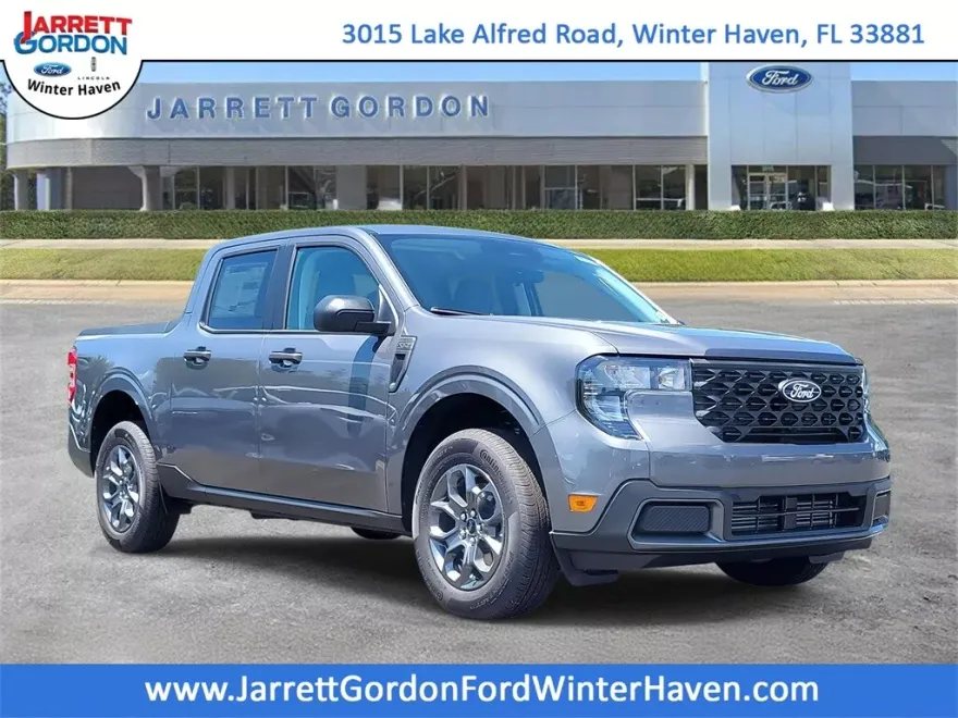 2025 Ford Maverick XLT photo 1