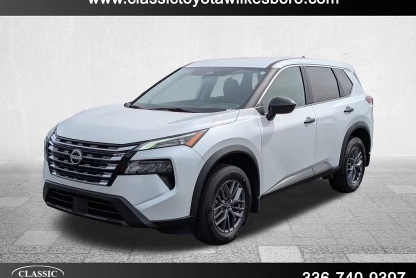 2024 Nissan Rogue S photo 1