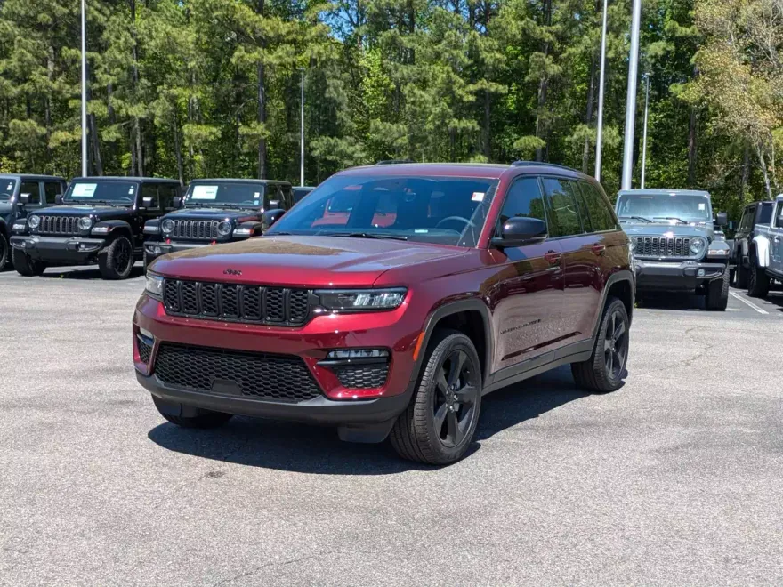 2025 Jeep Grand Cherokee Limited photo 1