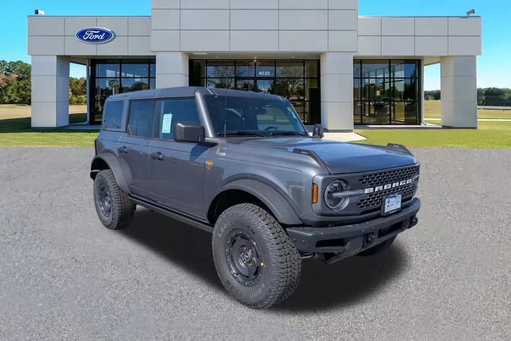 2025 Ford Bronco Badlands photo 1