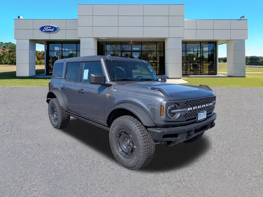 2025 Ford Bronco Badlands photo 1