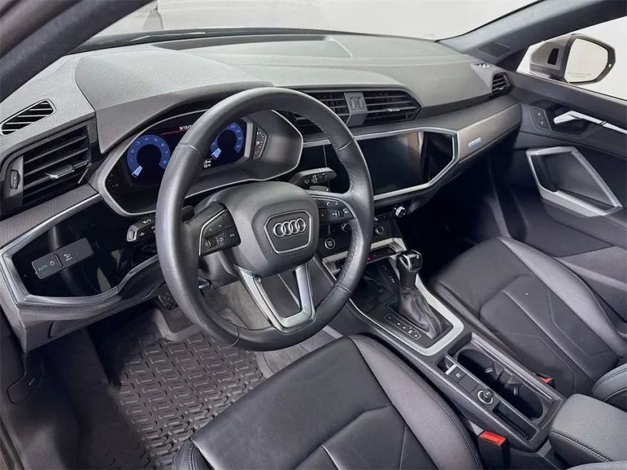 2021 Audi Q3 Premium Plus S line photo 1