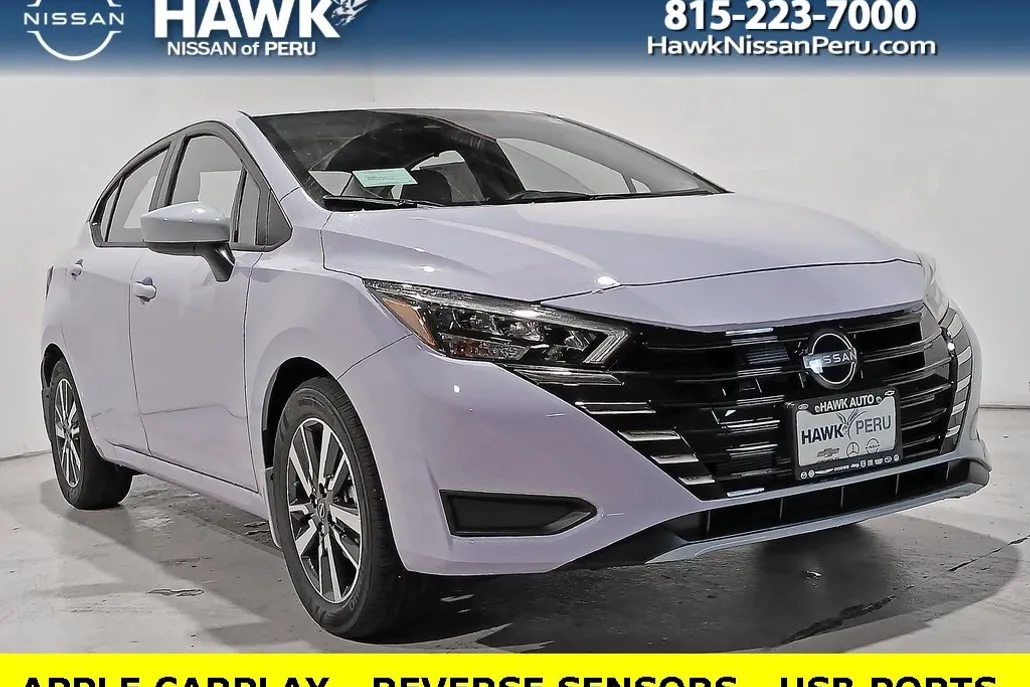 2025 Nissan Versa SV photo 1
