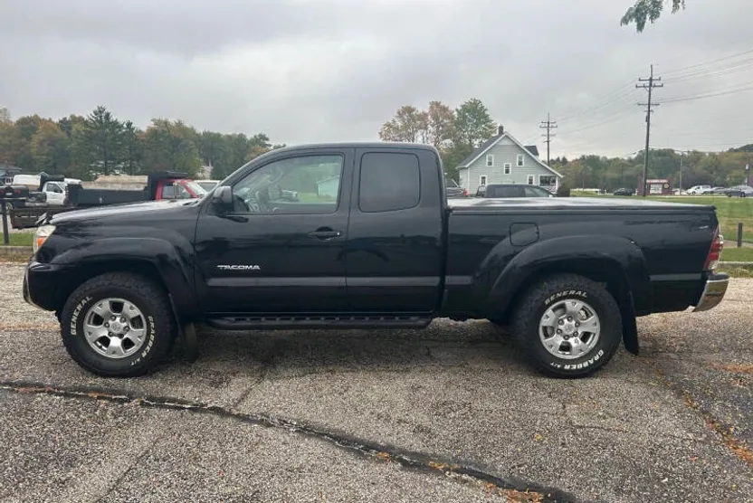 2012 Toyota Tacoma 4x4 Base Access Cab photo 1
