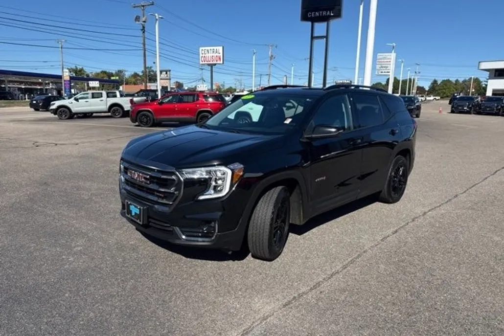 2022 Gmc Terrain AT4 photo 1
