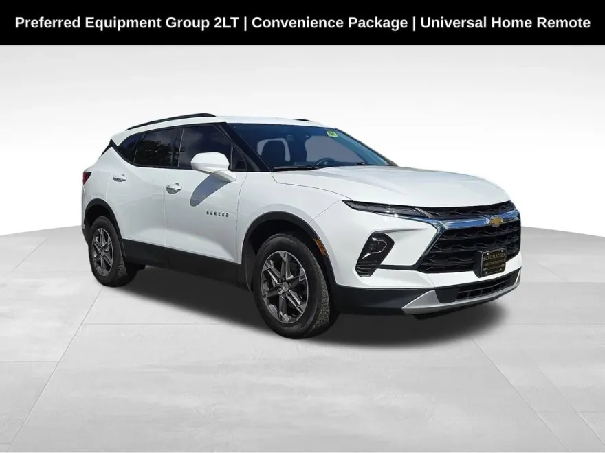 2023 Chevrolet Blazer 2LT photo 1