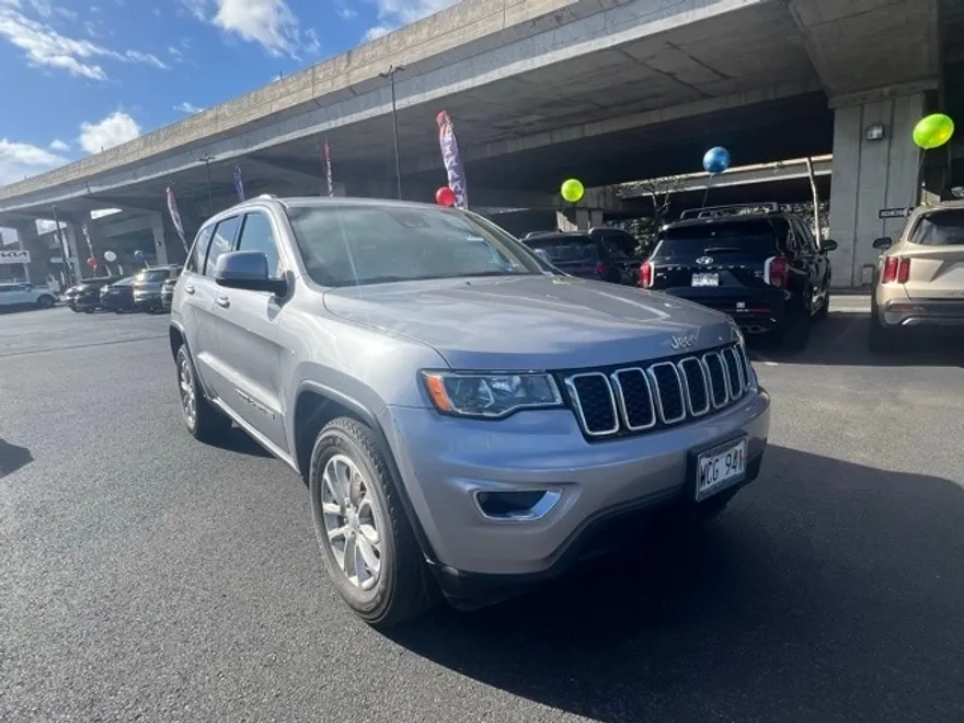 2021 Jeep Grand Cherokee Laredo E photo 1