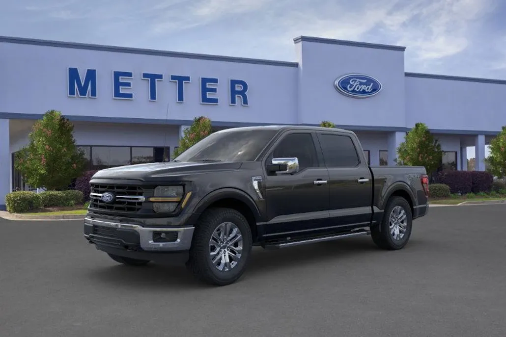 2025 Ford F-150 XLT photo 1