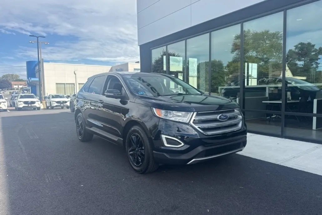 2018 Ford Edge SEL photo 1
