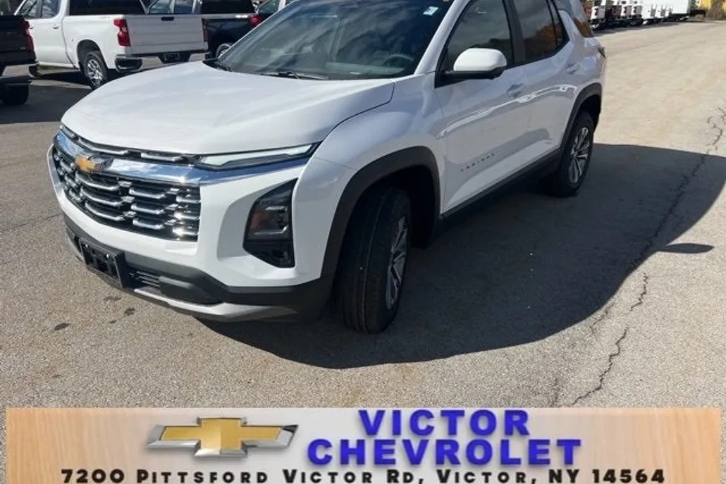 2025 Chevrolet Equinox LT photo 1