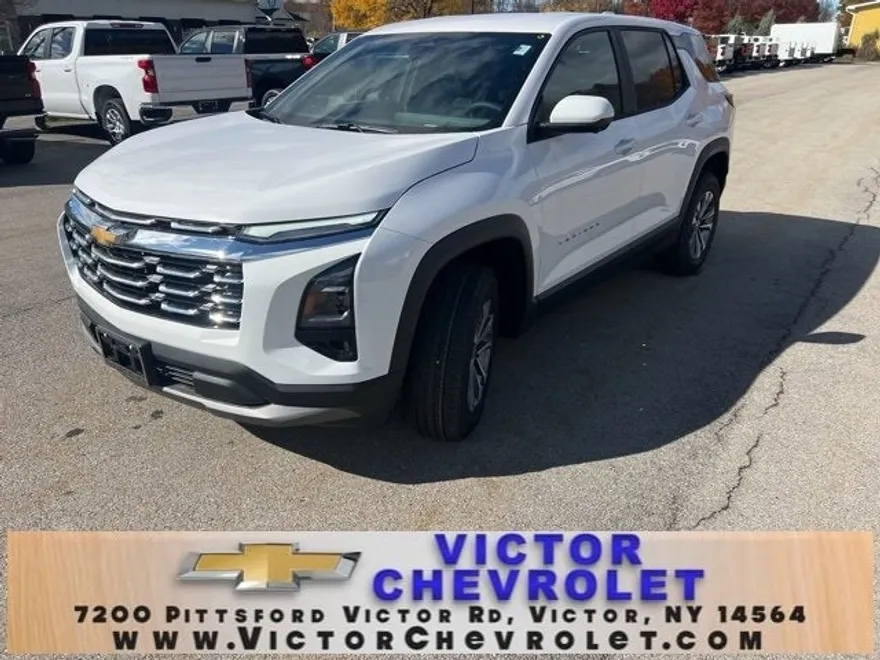 2025 Chevrolet Equinox LT photo 1