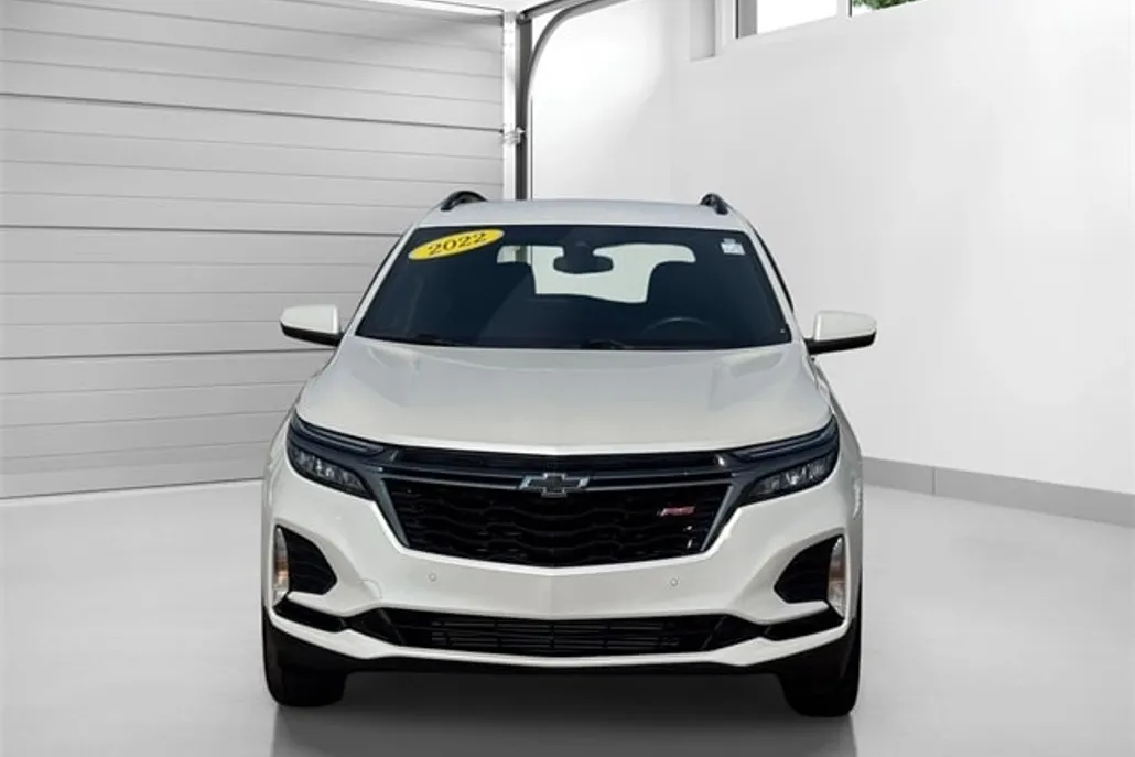 2022 Chevrolet Equinox RS photo 1