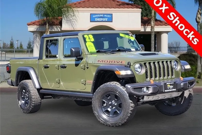 2023 Jeep Gladiator Mojave photo 1