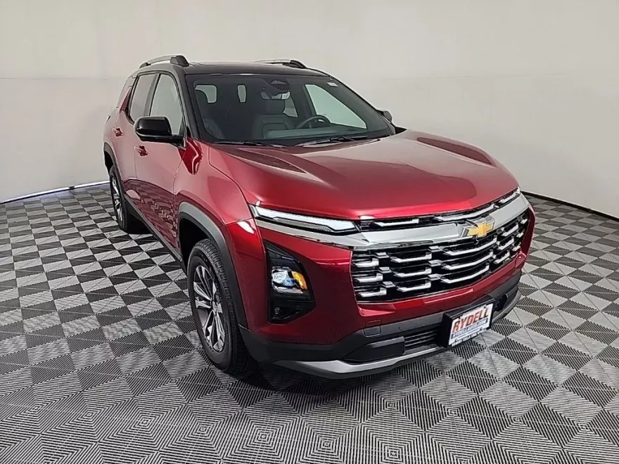 2026 Chevrolet Equinox LT photo 1