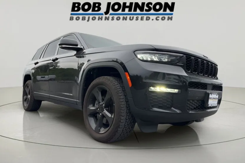 2022 Jeep Grand Cherokee Limited Black photo 1