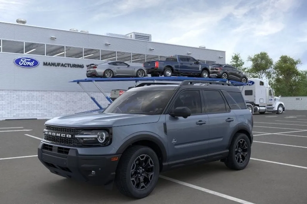 2025 Ford Bronco Sport Outer Banks photo 1