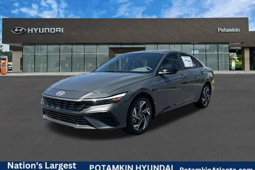 2025 Hyundai Elantra SEL Sport photo 1