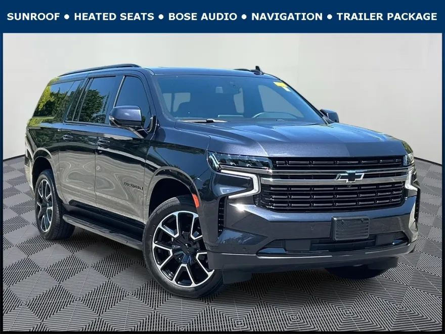 2022 Chevrolet Suburban RST photo 1