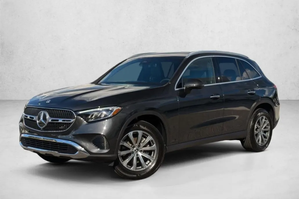 2025 Mercedes Benz GLC 300 photo 1