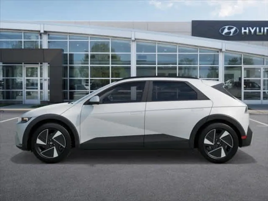 2025 Hyundai Ioniq 5 SEL photo 1