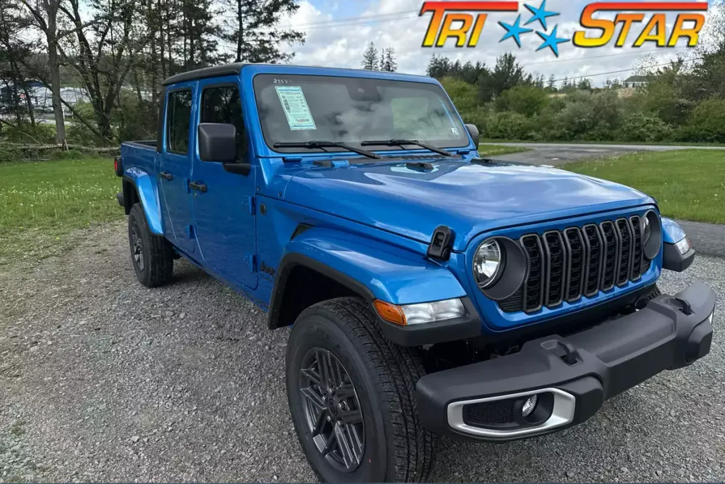 2025 Jeep Gladiator Sport S photo 1