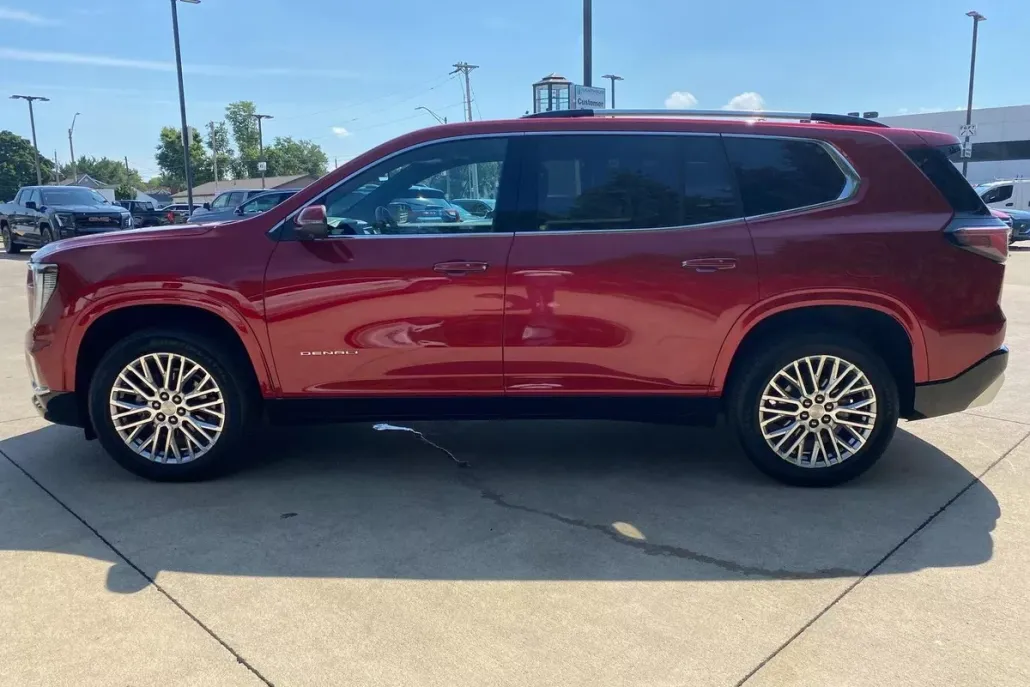 2024 Gmc Acadia Denali photo 1