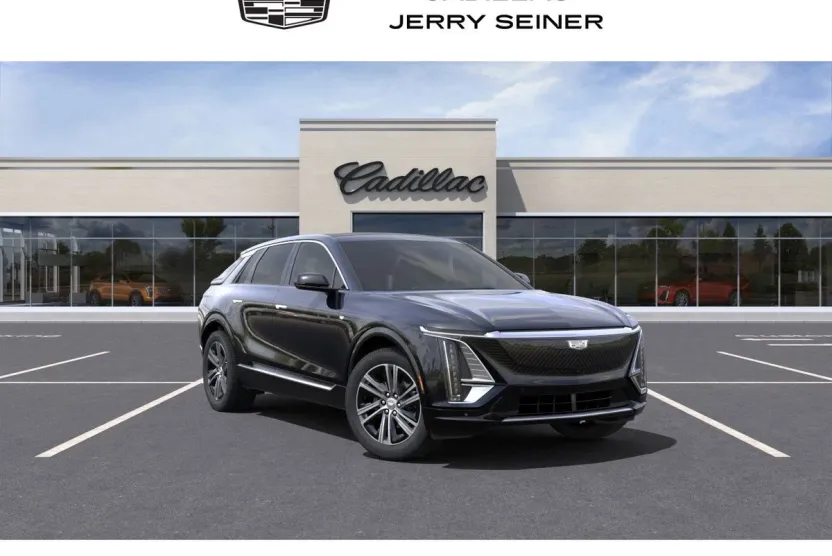 2025 Cadillac Lyriq Luxury photo 1