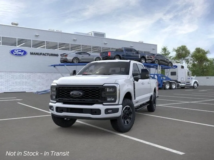 2025 Ford F-250 Lariat photo 1