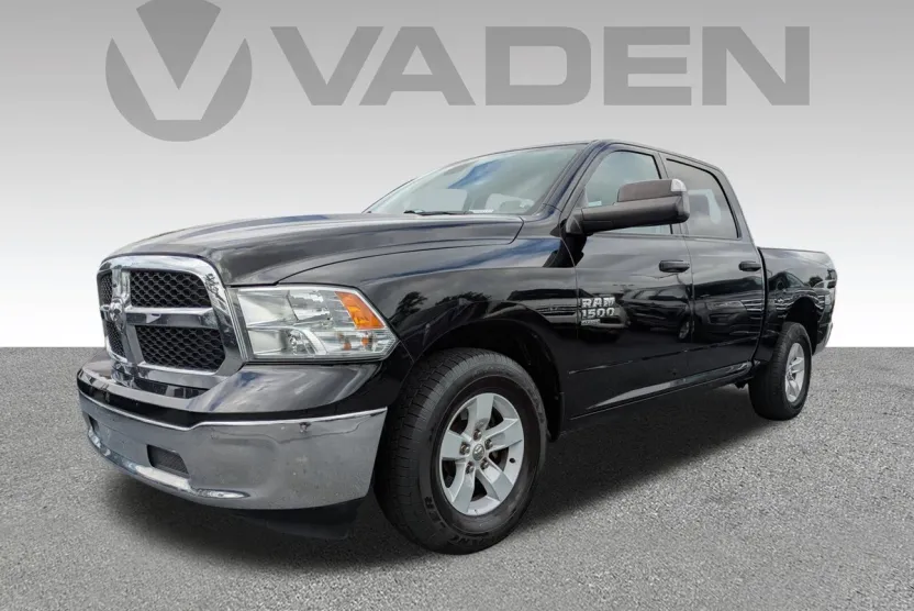 2023 Ram 1500 Classic SLT photo 1