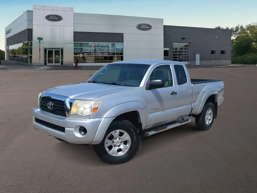 2011 Toyota Tacoma Base photo 1