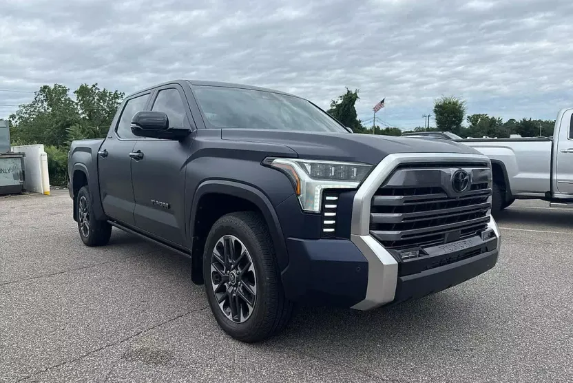 2024 Toyota Tundra Limited photo 1