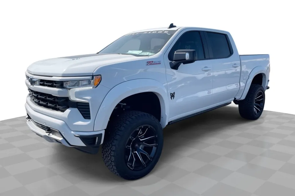 2024 Chevrolet Silverado 1500 RST photo 1