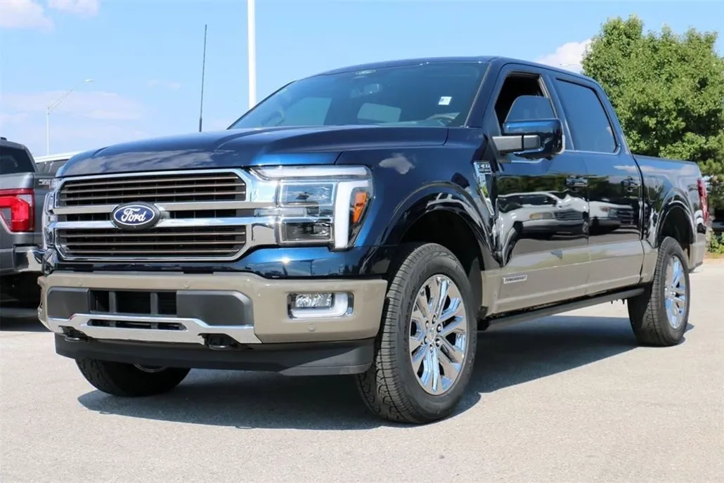 2025 Ford F-150 King Ranch photo 1