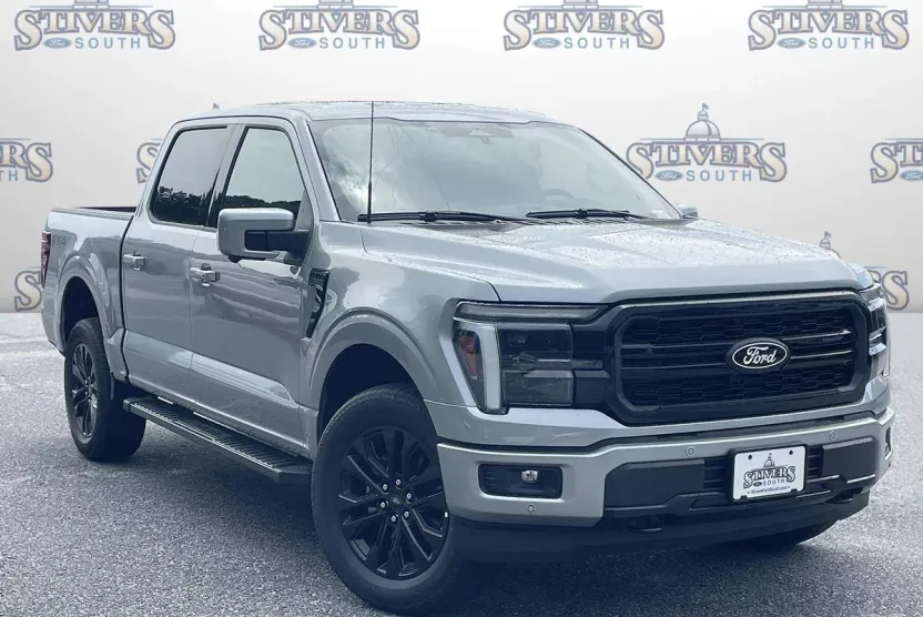 2025 Ford F-150 Lariat photo 1