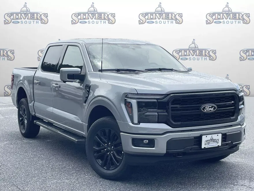 2025 Ford F-150 Lariat photo 1