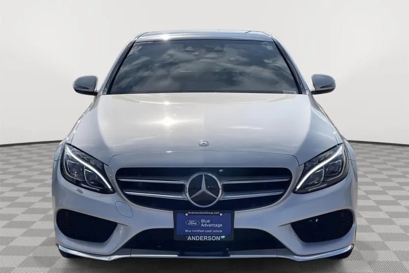 2017 Mercedes Benz C 300 Sedan photo 1