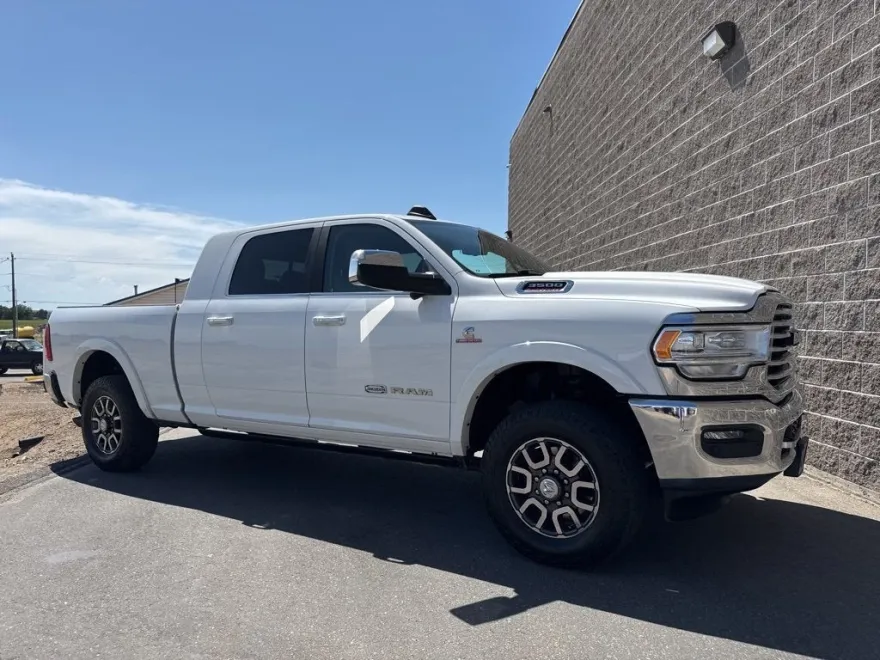 2022 Ram 3500 Longhorn photo 1