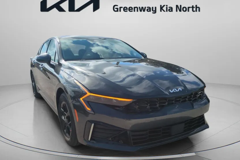 2026 Kia K5 LXS photo 1