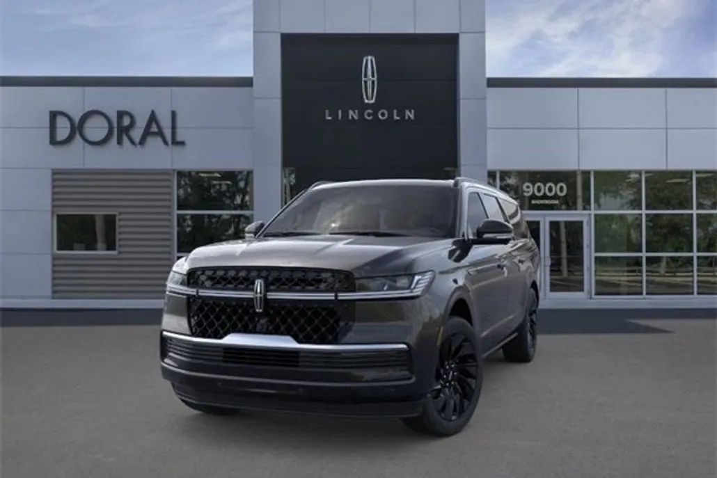 2025 Lincoln Navigator L Reserve photo 1
