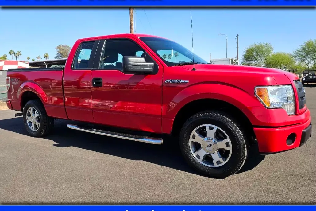 2009 Ford F-150 STX photo 1
