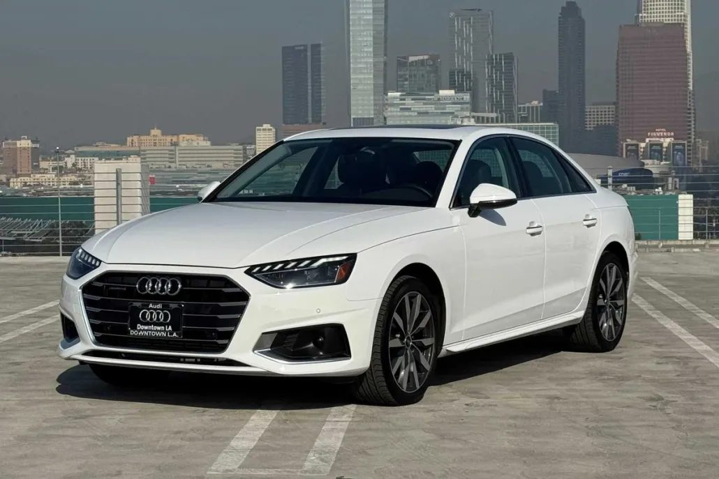 2023 Audi A4 40 Premium photo 1