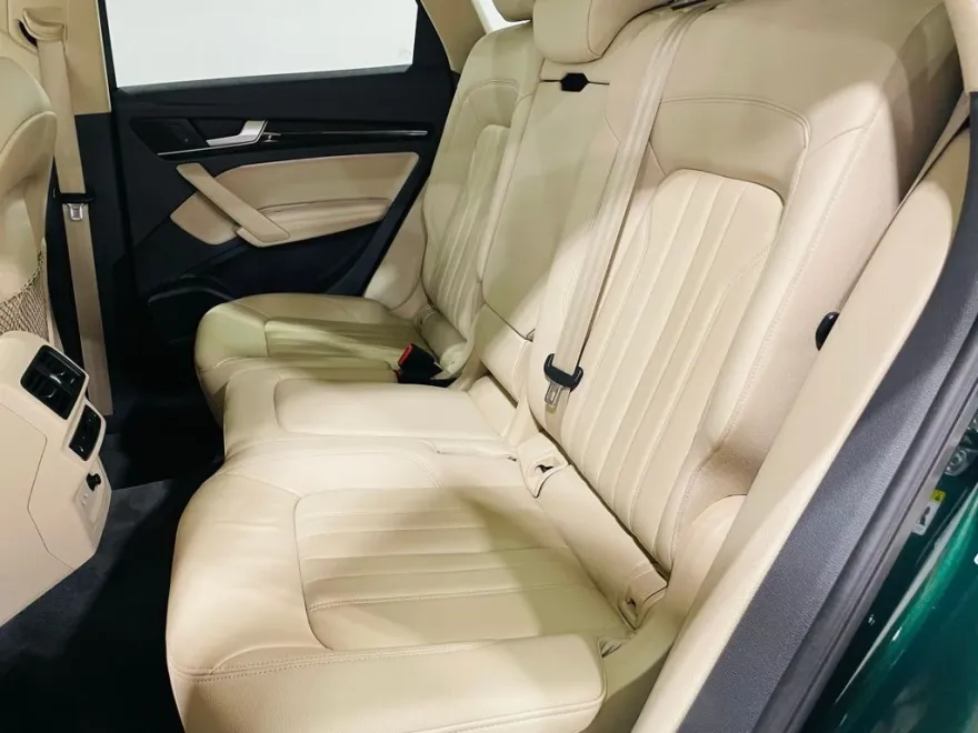 2020 Audi Q5 Premium Plus 45 TFSI S line photo 27