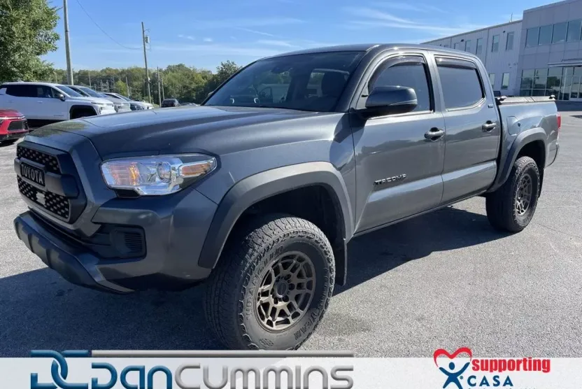 2023 Toyota Tacoma 4x4 SR photo 1