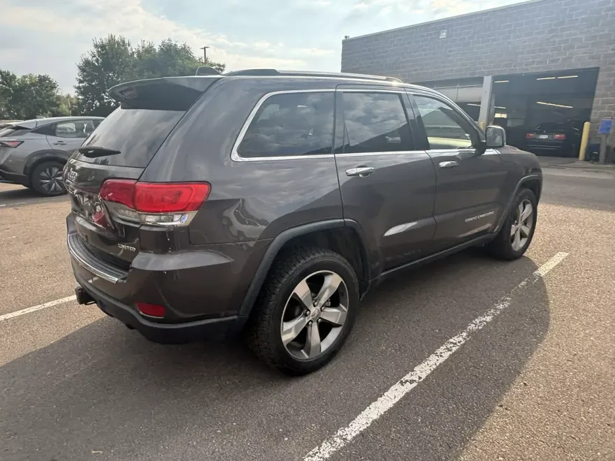 2015 Jeep Grand Cherokee Limited photo 1