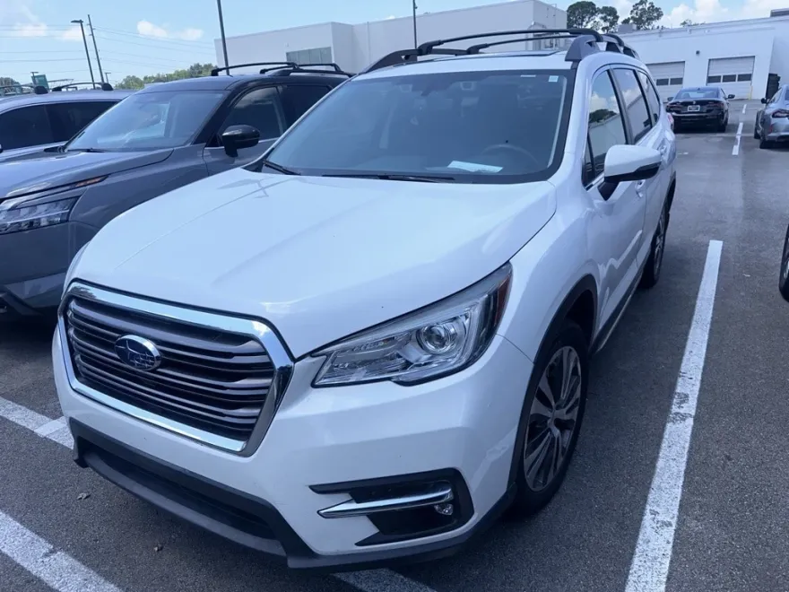 2019 Subaru Ascent Limited photo 1